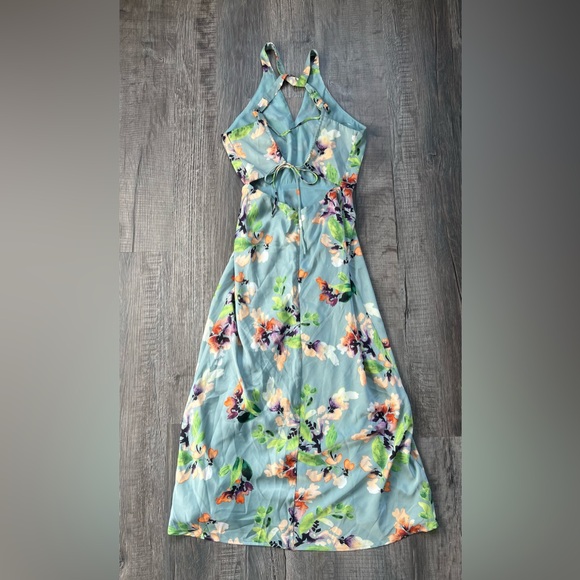 ASTR The Label Sandrine Floral Halter Dress Small Satin Floral Wedding Midi - Picture 8 of 9